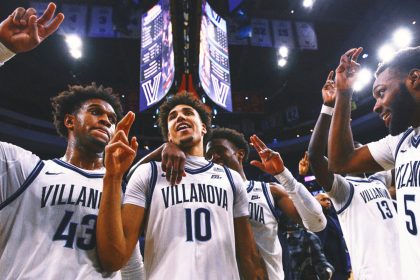 Eric Dixon scores 23 points to lead Villanova over No. 16 Marquette 81-66