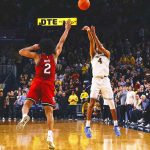 Michigan matches MSU with its own buzzer-beating 3 to keep pace in Big Ten race