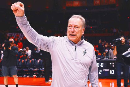 No. 11 Michigan State rallies past Illinois 79-65 as Tom Izzo makes history