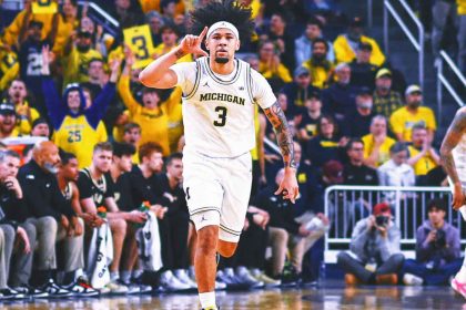 No. 20 Michigan comes back to beat No. 7 Purdue 75-73 in key Big Ten matchup