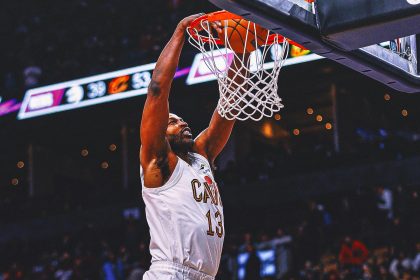 Raptors coach upset with Cavs' Tristan Thompson for late dunk in blowout