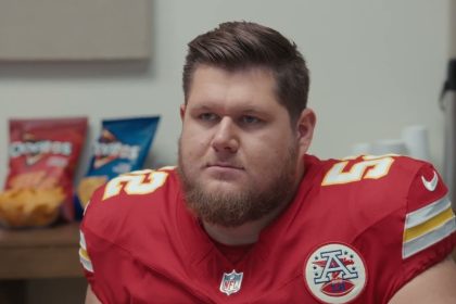 Rounding up athletes in Super Bowl LIX commercials: Beckham, Mahomes and the Mannings