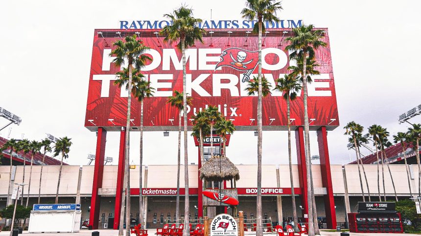 Bucs hold inaugural 'She is Football Weekend' to increase NFL opportunities for women