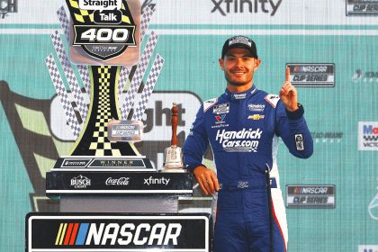 Kyle Larson wins Cup Series at Homestead, finishes one race shy of triple-header sweep