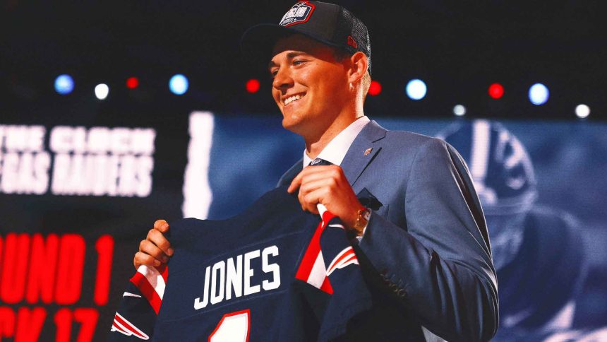 Mac Jones finally joins 49ers, 4 years after they nearly drafted him