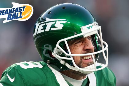 Vikings decide not to sign Aaron Rodgers | Breakfast Ball