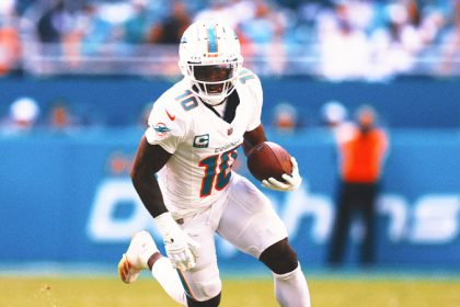 Colts apologize to Tyreek Hill, Microsoft for 'insensitive' schedule release video