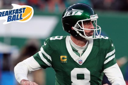 Is Aaron Rodgers already a distraction for the Steelers? | Breakfast Ball