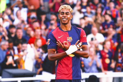 Lamine Yamal signs contract extension to stay at Barcelona until 2031