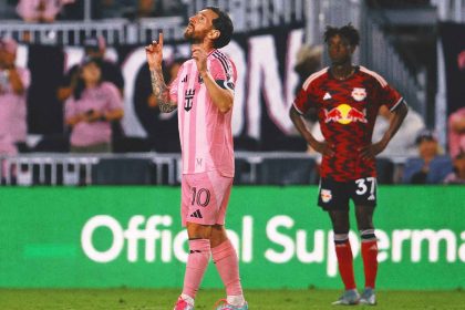 Messi scores goal, with Patrick Mahomes watching, to help Inter Miami rebound