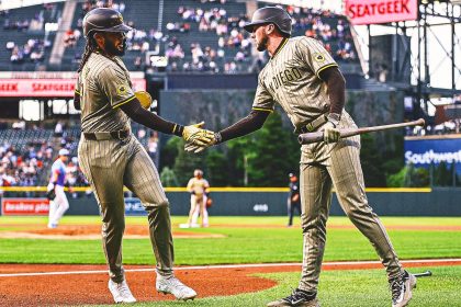 Padres hit five homers, finish with 24 hits in 21-0 rout of Rockies
