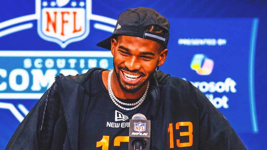 Shedeur Sanders splits snaps with Dillon Gabriel in Browns rookie minicamp