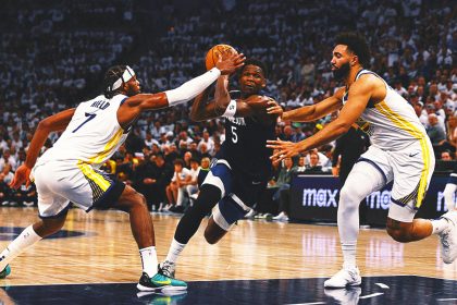 Timberwolves capitalize on Steph Curry's absence to tie second-round series