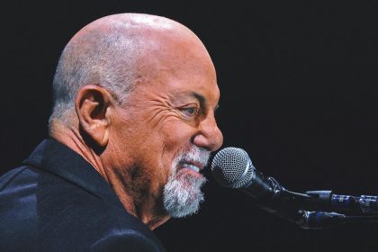 Yankees having Billy Joel bobblehead giveaway on July 11 vs. Cubs
