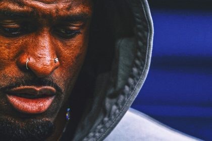 2025 NFL odds: How will Aaron Rodgers, DK Metcalf mesh in Pittsburgh?