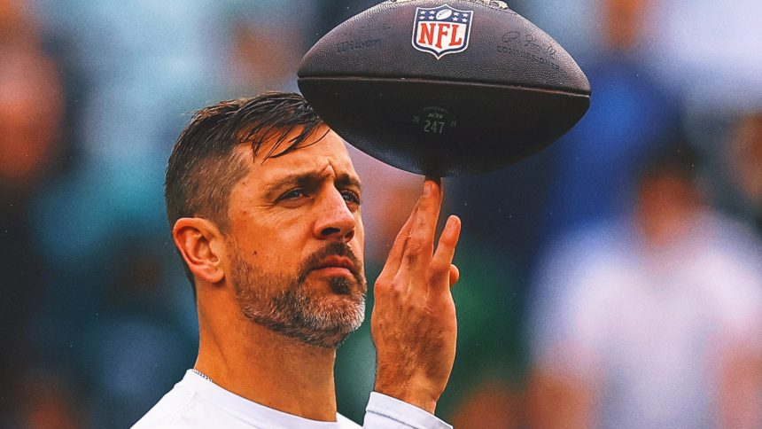 Aaron Rodgers agrees to deal with Steelers after months-long free agency