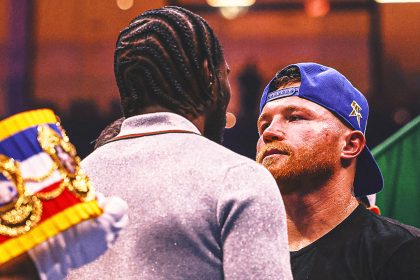 Canelo Alvarez-Terence Crawford odds: Who's favored in superfight?