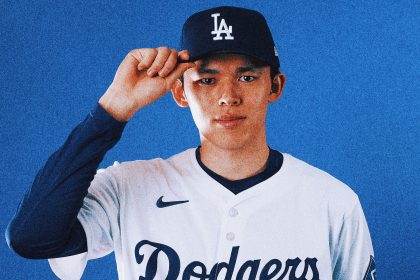 Dodgers' Roki Sasaki Resumes Throwing Program in Recovery From Shoulder Injury