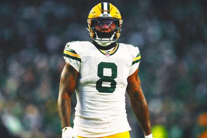 Packers RB Josh Jacobs rides in fastest seat ahead of XPEL Grand Prix