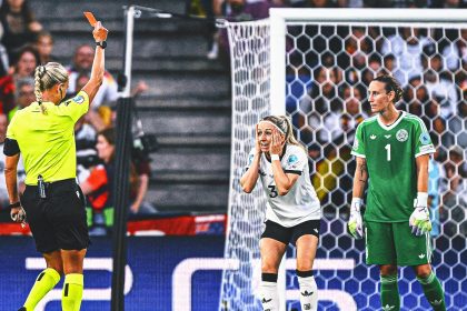 Germany's Kathrin Hendrich Red-Carded for Hair-Pulling in Euro Quarterfinal