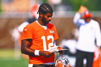 Browns Rookie QB Shedeur Sanders Misses Team Drills With 'Arm Soreness'