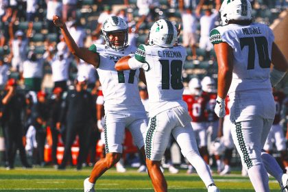 Kansei Matsuzawa, Who Learned To Kick on YouTube, Helps Hawaii Beat Stanford