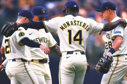 Tastes Like Victory! Brewers' 12-game Win Streak Rewards Fans With Free Burgers
