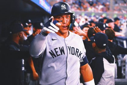 Aaron Judge Ties Yogi Berra for 5th on Yankees' Career Home Run List