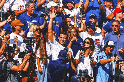 Anthony Rizzo Retires With Cubs, Nearly Catches HR in Wrigley Bleachers