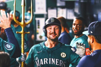 Cal Raleigh Sets HR Record for Switch-Hitters, Ties Mariners' Franchise Record