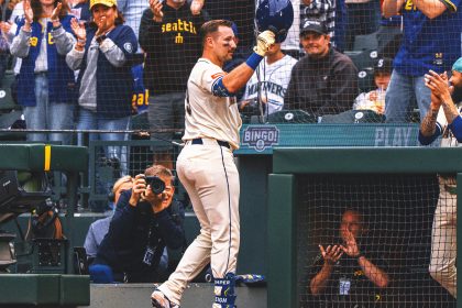 Cal Raleigh Ties Mickey Mantle's Season Mark For Most Switch-Hitter HRs