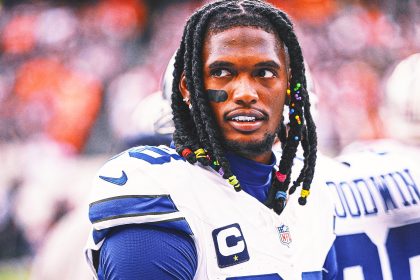 Cowboys WR CeeDee Lamb Could Miss Multiple Games With High-Ankle Sprain