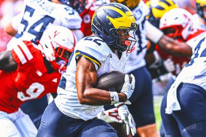 No. 21 Michigan Uses 3 Long TD Runs To Beat Big Ten Foe Nebraska, 30-27