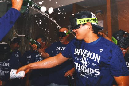 Splash Shot! Ohtani's 54th HR Lands Into Pool; Dodgers Win NL West