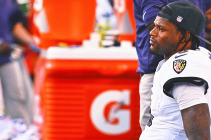 Ravens Lamar Jackson Reportedly Could Miss 2-3 Games Due to Hamstring Injury