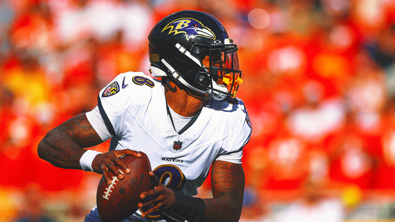 Ravens QB Lamar Jackson Expected To Return From Hamstring Injury vs. Dolphins
