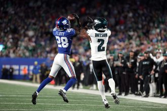 What game is Tom Brady calling today? Week 8 schedule