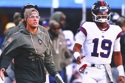 2025 NFL Week 12 Buzz: Giants QB Jaxson Dart Remains in Concussion Protocol