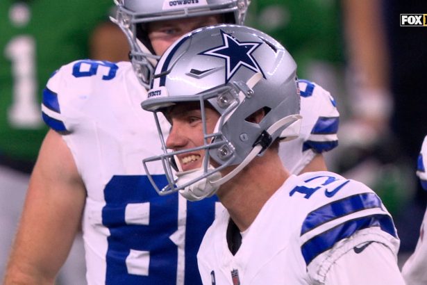Brandon Aubrey sinks 42-yard FG to complete Cowboys' EPIC comeback win against Eagles | NFL Highlights