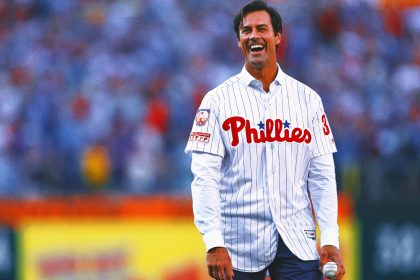 Hamels, Braun, Kemp Among 12 Newcomers on Baseball Hall of Fame Ballot