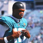 Jaguars Two-Way Star Travis Hunter's Rookie Season Ends Following Knee Surgery