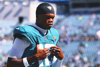 Jaguars Two-Way Star Travis Hunter's Rookie Season Ends Following Knee Surgery