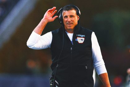 Mike Vrabel Won't Say if Pats Nearly Made a Trade: 'Deals Are Like Being Pregnant'