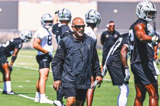 Raiders Fire Special Teams Coordinator Tom McMahon After Another Costly Loss