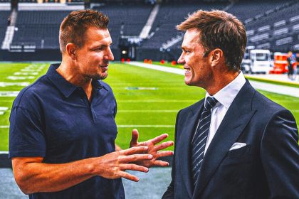 Rob Gronkowski to Sign 1-Day Contract with New England, Be 'a Patriot for Life'