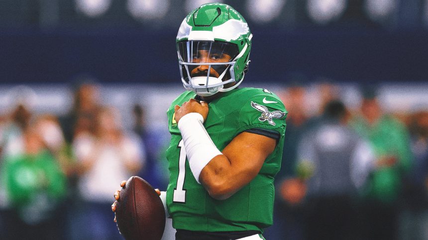 Tom Brady: Don't Panic About Eagles; Packers or Lions Will Win NFC North