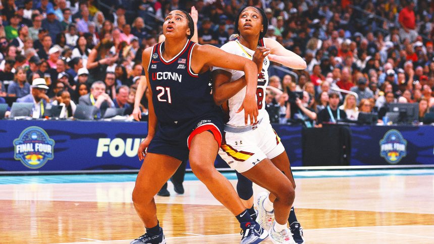 UConn, South Carolina Scheduled to Face Off in Hall of Fame Women's Showcase