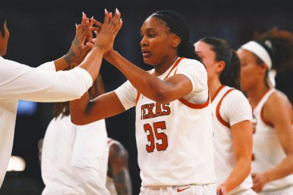 No. 2 Texas Women Stay Undefeated With 89-54 Win Over No. 13 Baylor