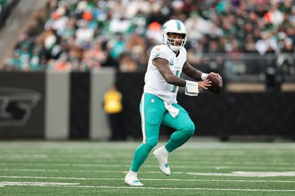 Steelers vs. Dolphins Prediction, Odds, Picks for Monday Night Football