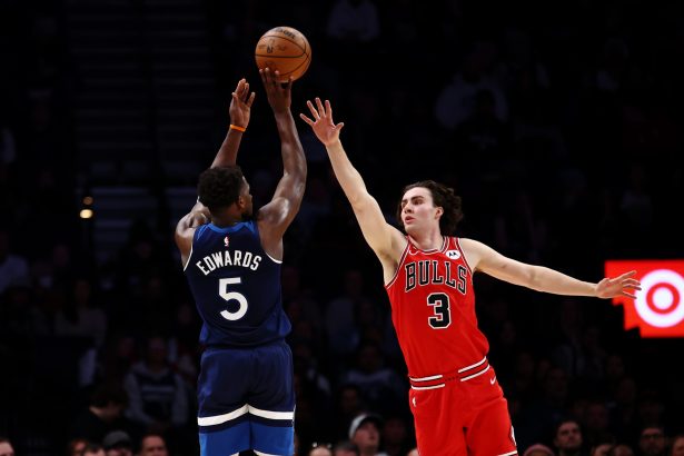 DraftKings Promo Code: Bet $5, Get $300 on Tonight's NBA, NHL Action